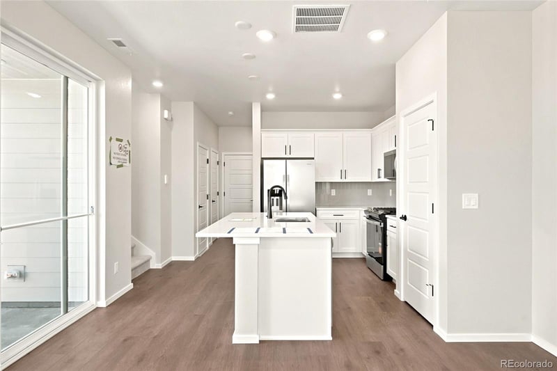 466 Bently St, Watkins, CO 80137