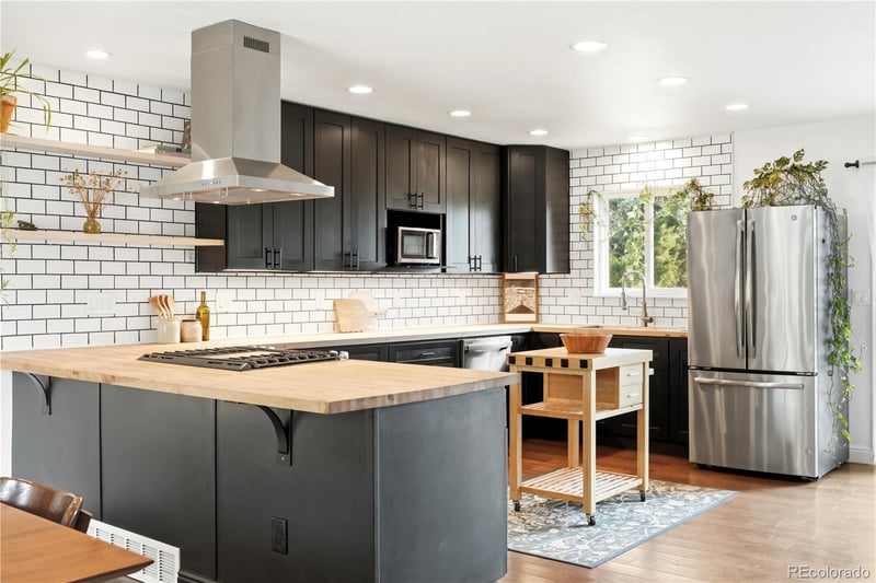 12553 W Grand Dr, Morrison, CO 80465