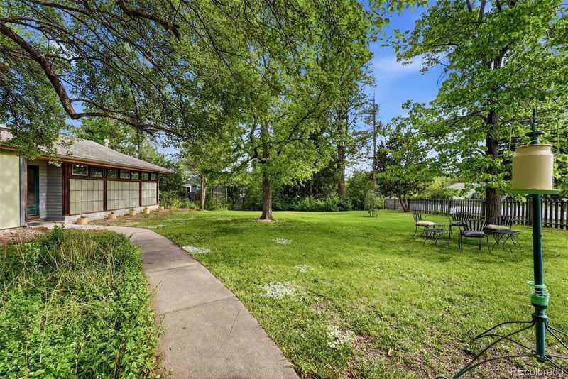 2060 Dover St, Lakewood, CO 80215