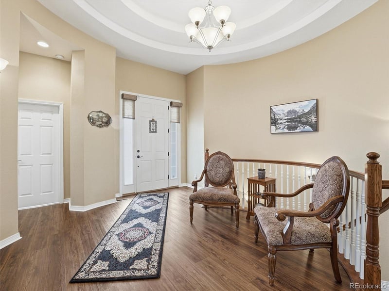 6945 Robertsdale Way, Aurora, CO 80016
