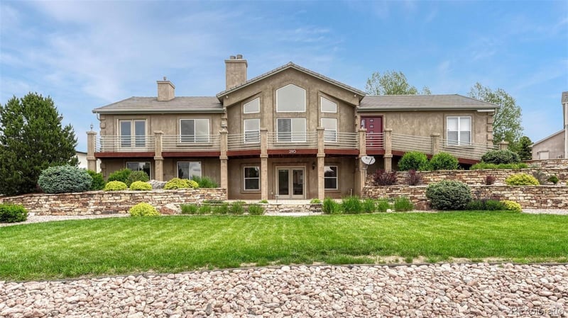 290 Lariat Ln, Colorado Springs, CO 80921