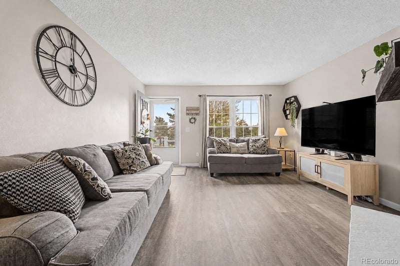 9502 Ontario Dr, Littleton, CO 80128