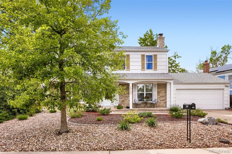 1545 Vaughn Cir, Aurora, CO 80012