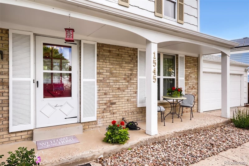 1545 Vaughn Cir, Aurora, CO 80012