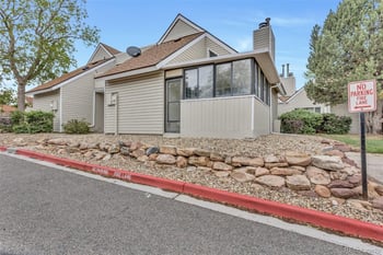 2471 Xanadu Way #B, Aurora, CO 80014