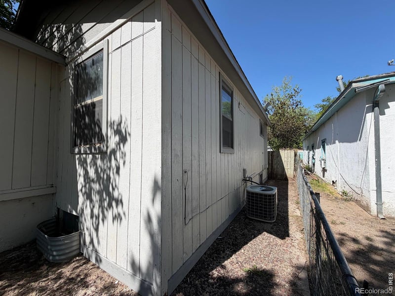 153 17th St, Burlington, CO 80807
