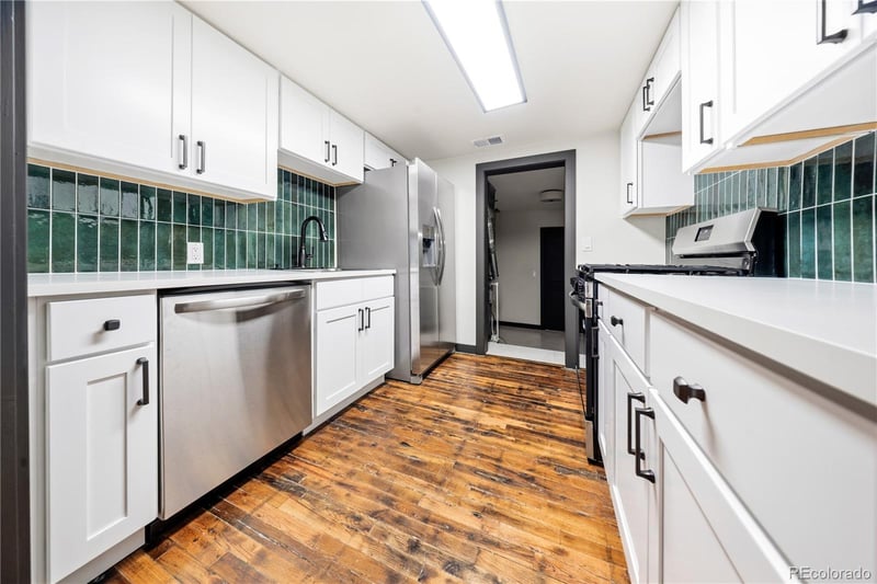 8060 12th Ave, Lakewood, CO 80214