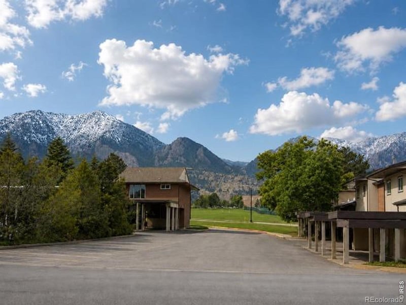 1546 Greenbriar Blvd, Boulder, CO 80305