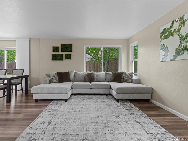 22376 Navarro Dr, Aurora, CO 80018