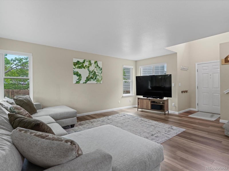 22376 Navarro Dr, Aurora, CO 80018