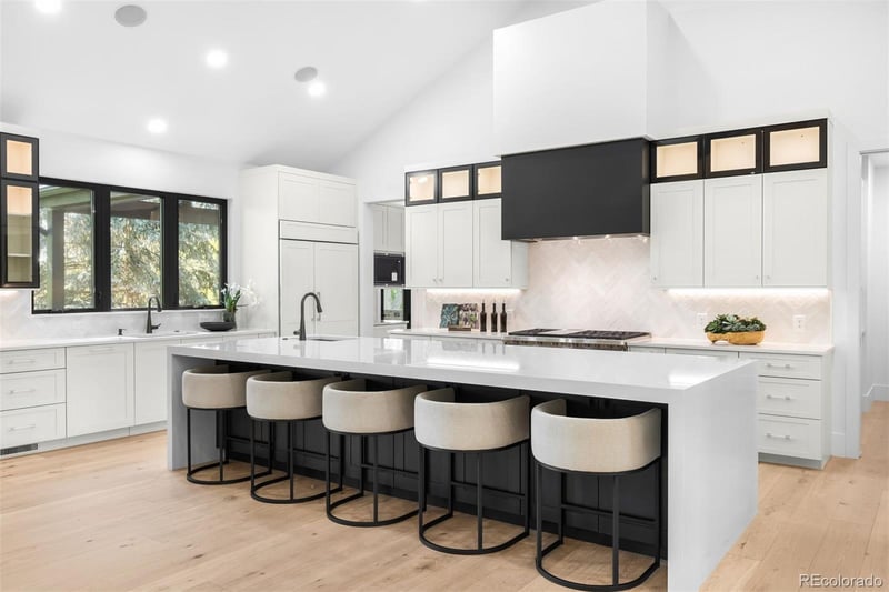 4825 Gaylord St, Englewood, CO 80113