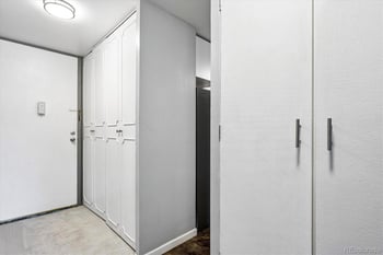 715 Clinton St #2B, Denver, CO 80247