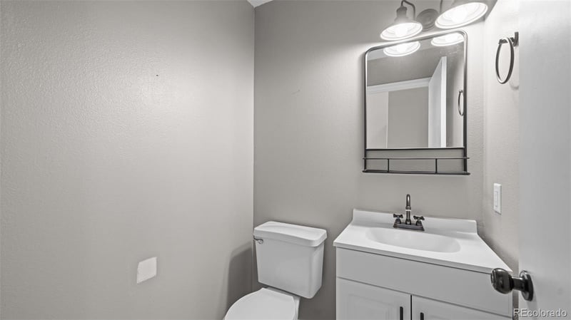 821 Descendant Dr, Fountain, CO 80817