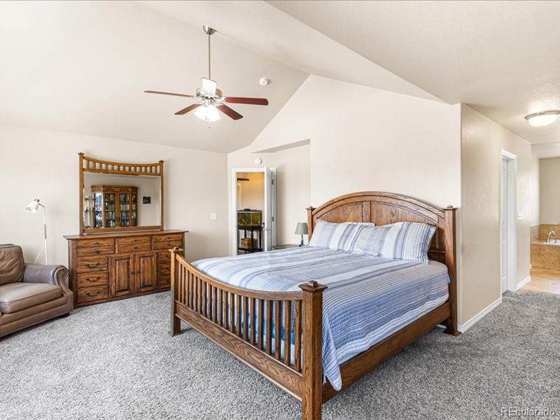 9019 Sandpiper Dr, Longmont, CO 80504