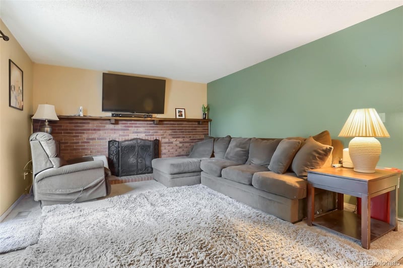 891 Memphis Way, Aurora, CO 80017