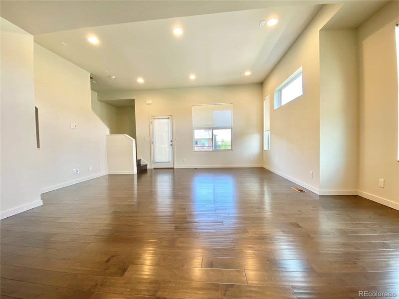 9190 E 52nd Dr, Denver, CO 80238