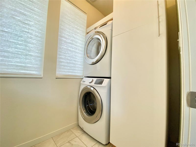 9190 E 52nd Dr, Denver, CO 80238