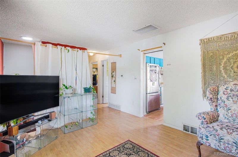 1166 Ouray St, Aurora, CO 80011