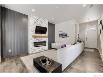 6346 Dayton Way, Denver, CO 80238
