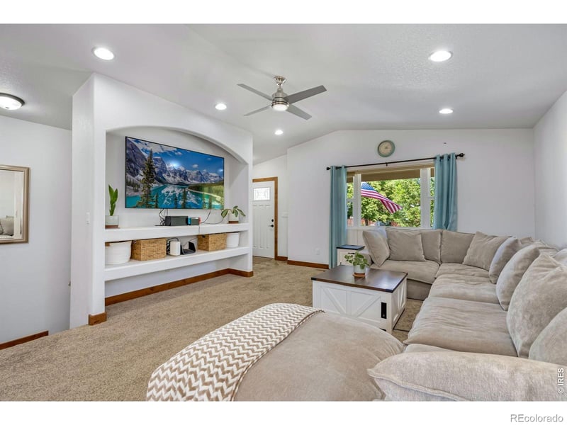 565 Pyramid Peak St, Berthoud, CO 80513