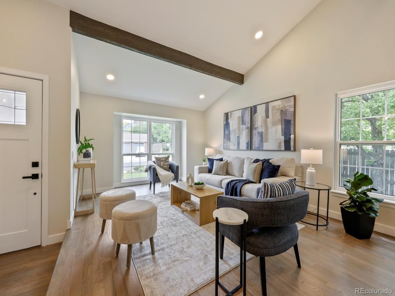 8135 S Syracuse St, Centennial, CO 80112