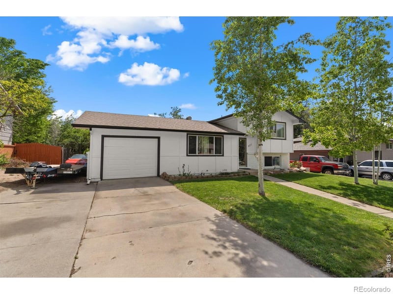 927 4th Ave, Longmont, CO 80504