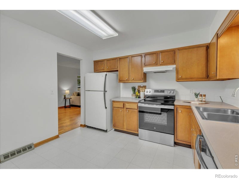 2652 Mountain View Ave, Longmont, CO 80503