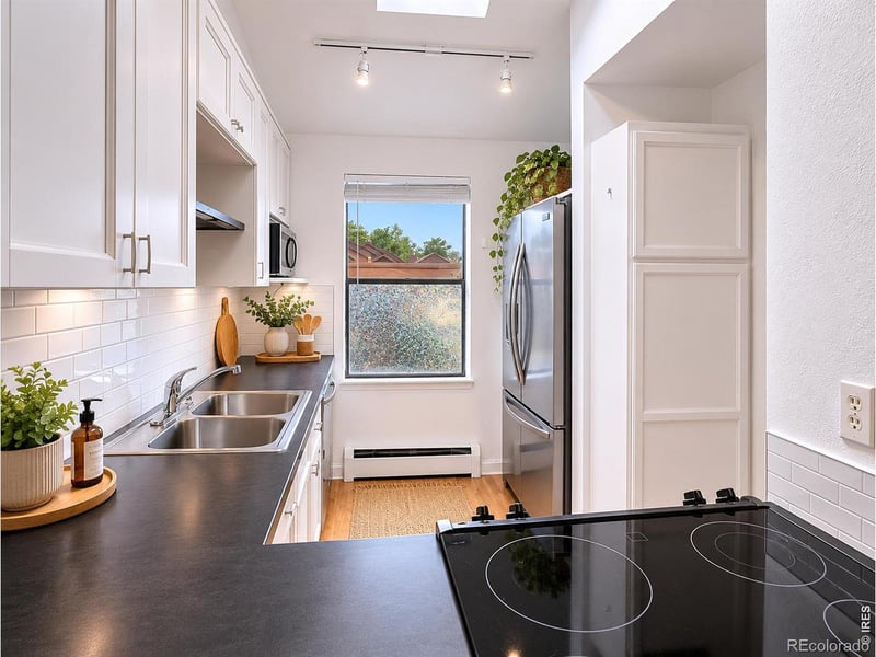 3135 Bell Dr, Boulder, CO 80301