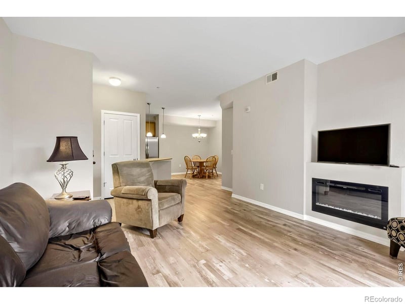 804 Summer Hawk Dr #5207, Longmont, CO 80504