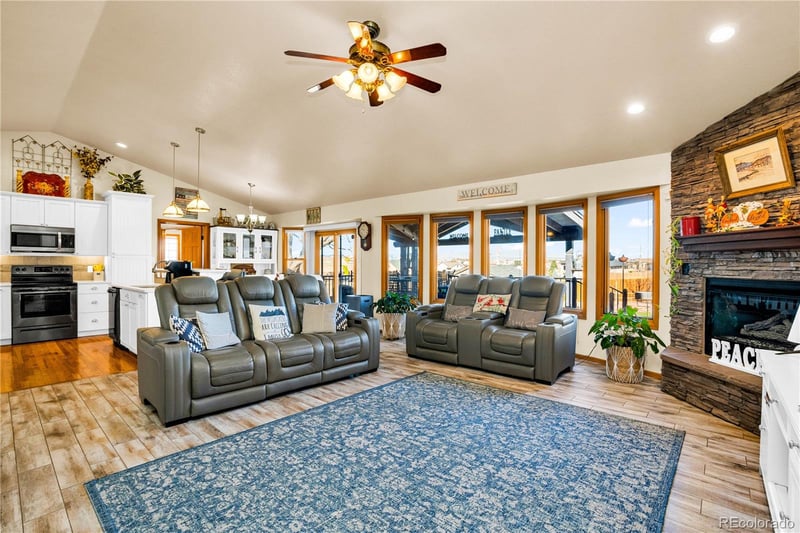 845 Tijuana Dr, Pueblo, CO 81007