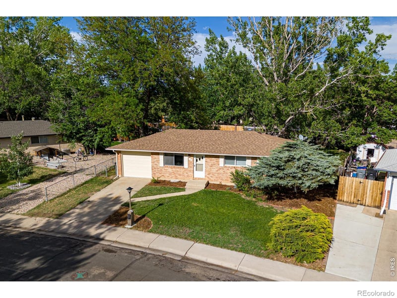 14 Gay Dr, Longmont, CO 80501