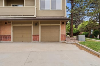 6001 Yosemite St #E101, Greenwood Village, CO 80111