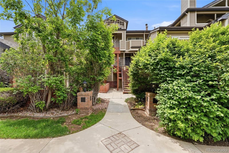 6001 Yosemite St #E101, Greenwood Village, CO 80111