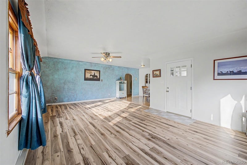 203 Railroad Ave, Weldona, CO 80653
