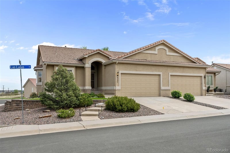 4331 Las Lunas Ct, Castle Rock, CO 80104