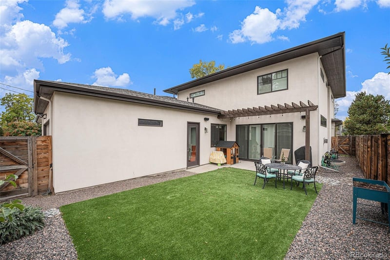 1112 Adams St, Denver, CO 80210