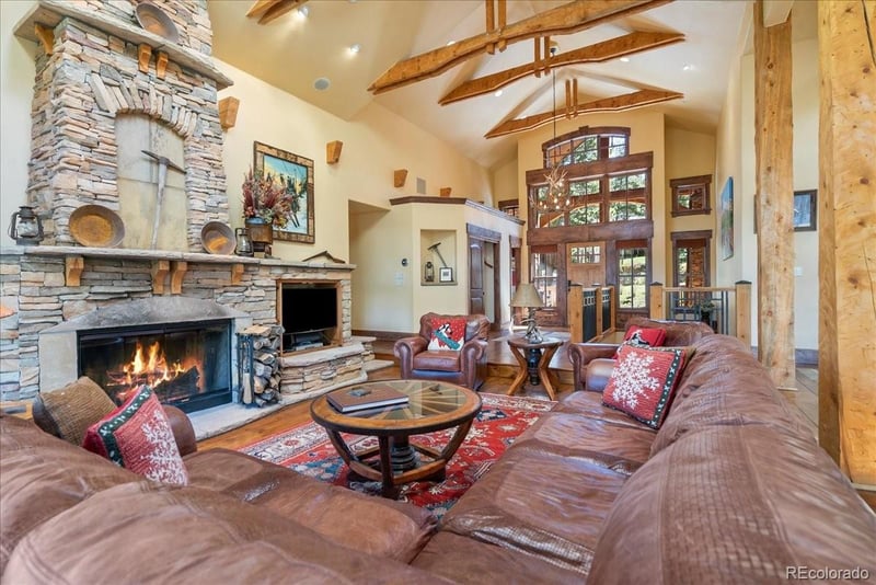 3 Rounds Rd, Breckenridge, CO 80424