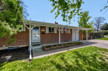 7198 Logan St, Centennial, CO 80122