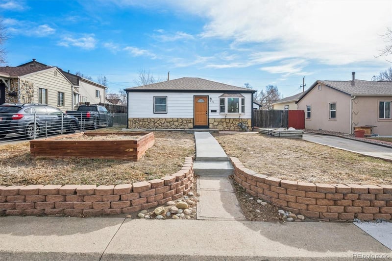 936 Meade , Denver, CO 80204