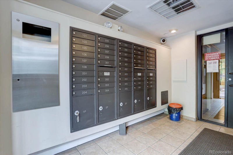 1050 Lafayette St #503, Denver, CO 80218