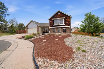 4059 Dunkirk Way, Aurora, CO 80013