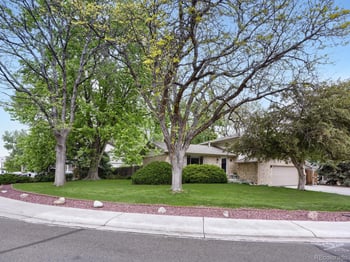 9093 W Warren Dr, Lakewood, CO 80227