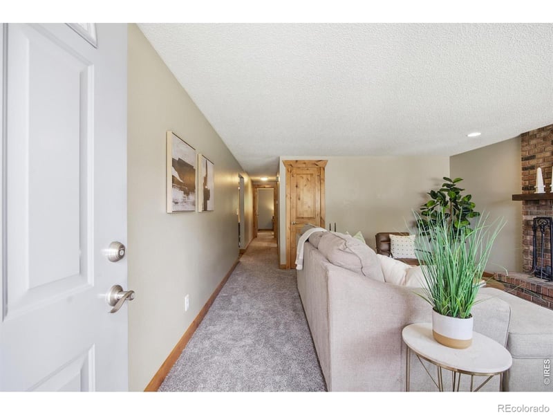 2420-2422 Fraser Ct, Loveland, CO 80538