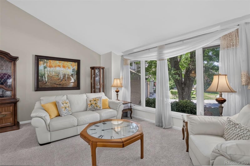 4987 Lake Ave, Centennial, CO 80121