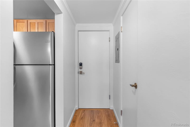 969 Pearl St #103, Denver, CO 80209