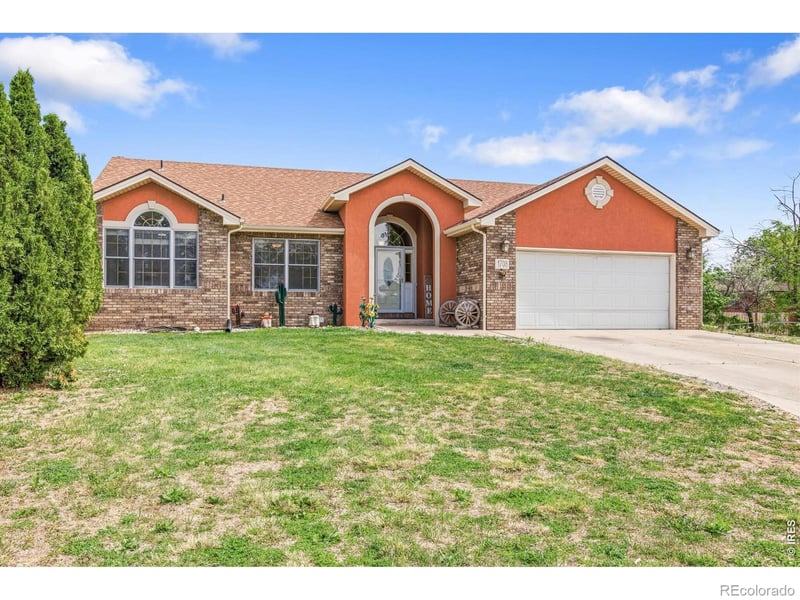 1708 35th Ave Ct, Greeley, CO 80634