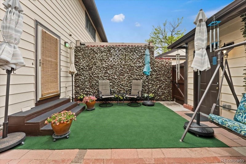 2615 Peoria St, Aurora, CO 80014