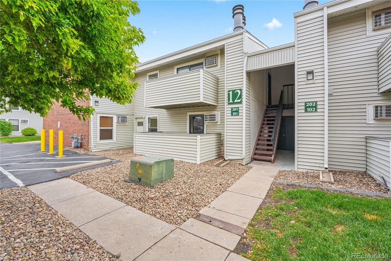10150 Virginia Ave #101, Denver, CO 80247