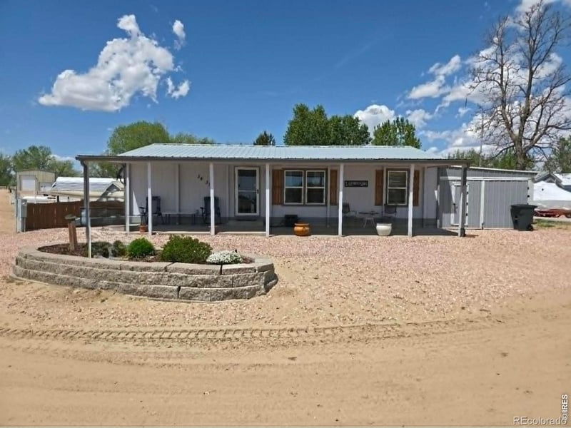 34 Arapaho Cir, Weldona, CO 80653