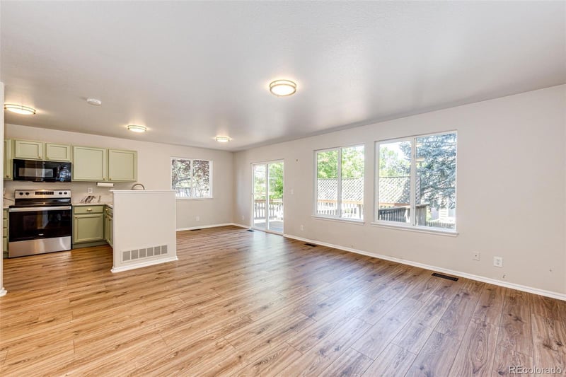 3173 106th Ave, Northglenn, CO 80233